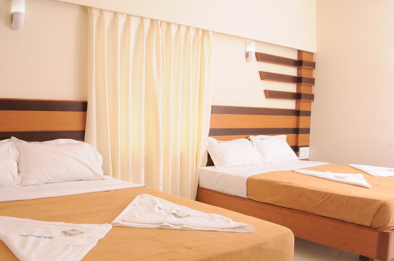 Hlv Grand Inn Bangalore Dış mekan fotoğraf