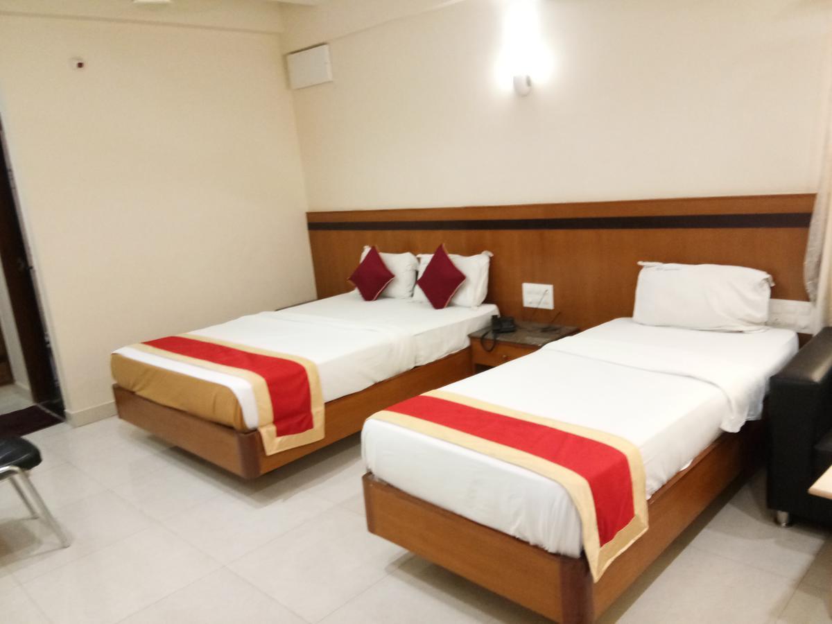 Hlv Grand Inn Bangalore Dış mekan fotoğraf